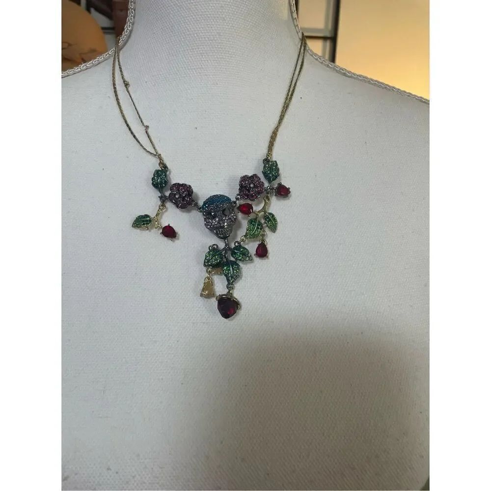 Betsey Johnson Garden Of Access Skull & Rose Bib Necklace As Is